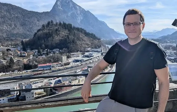 Marco Ertl als Bild für Reha-Erfahrung, Perspektivwechsel und die Mission hinter Rheuma-Begleiter.de.